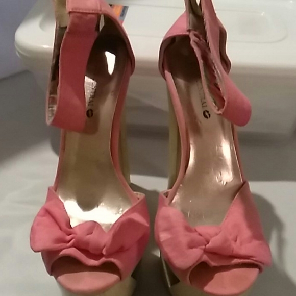 Body Central - Picture 2 of 5